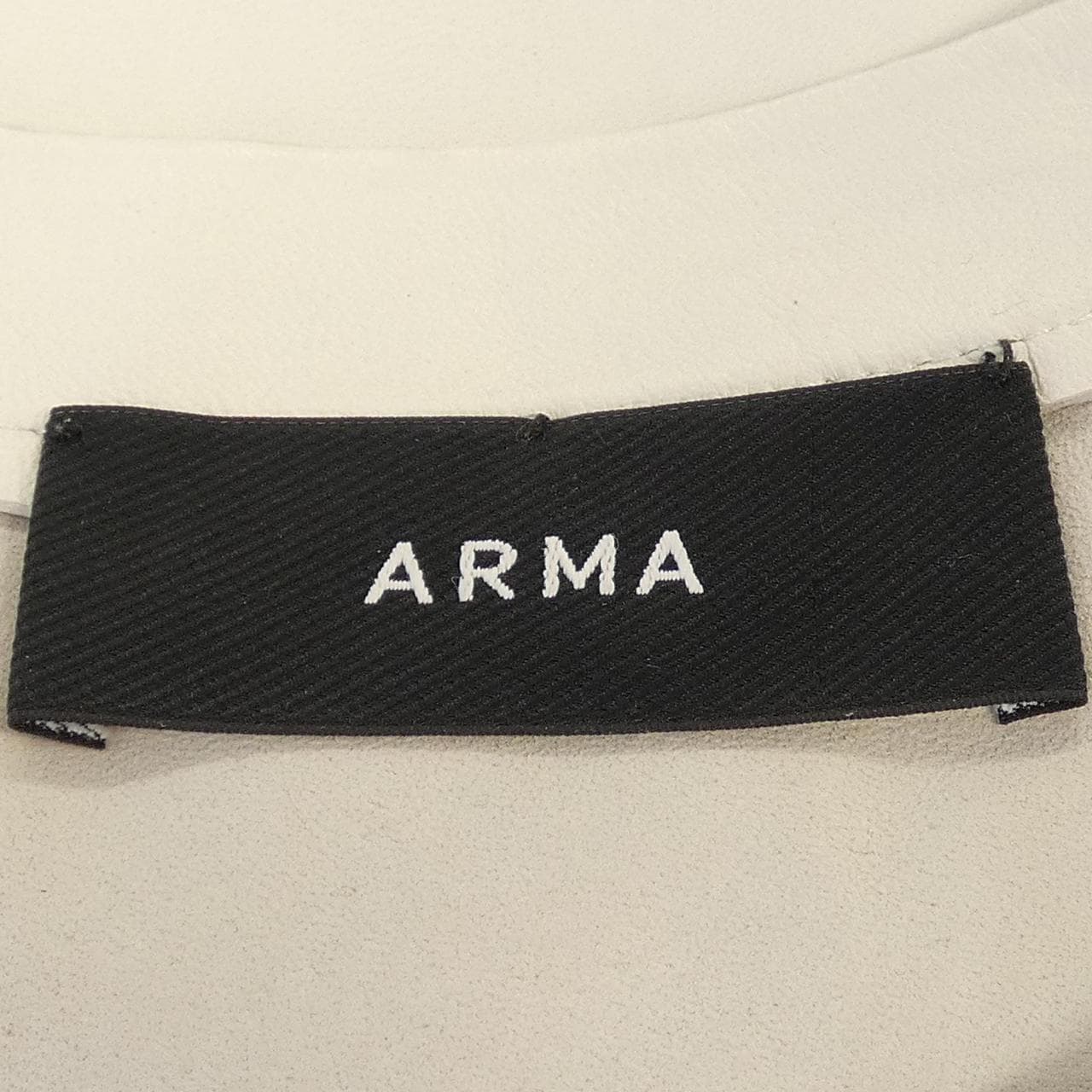 アルマ ARMA BREEZE トップス