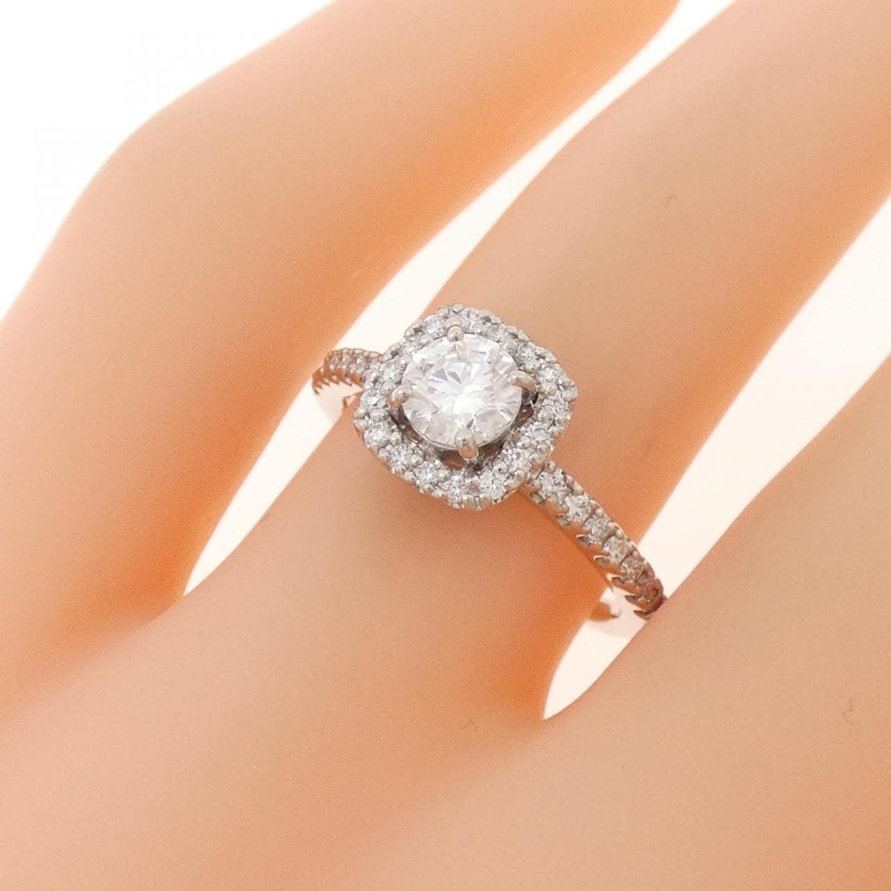 PT900 ダイヤモンド リング 0.423CT D SI2 VG