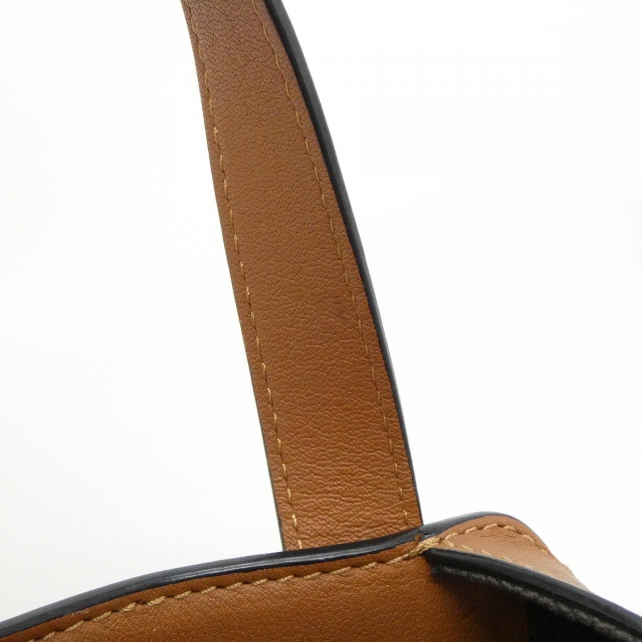 ロエベ ハンモック コンパクト A538H13X10 ショルダーバッグ