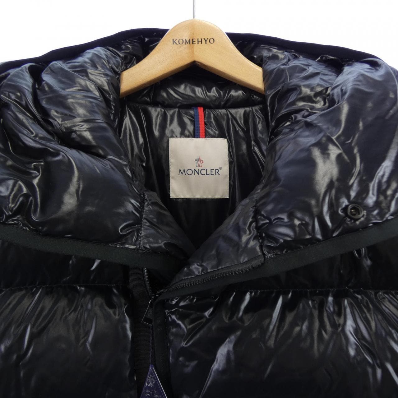 モンクレール MONCLER NEUVIC ダウンジャケット