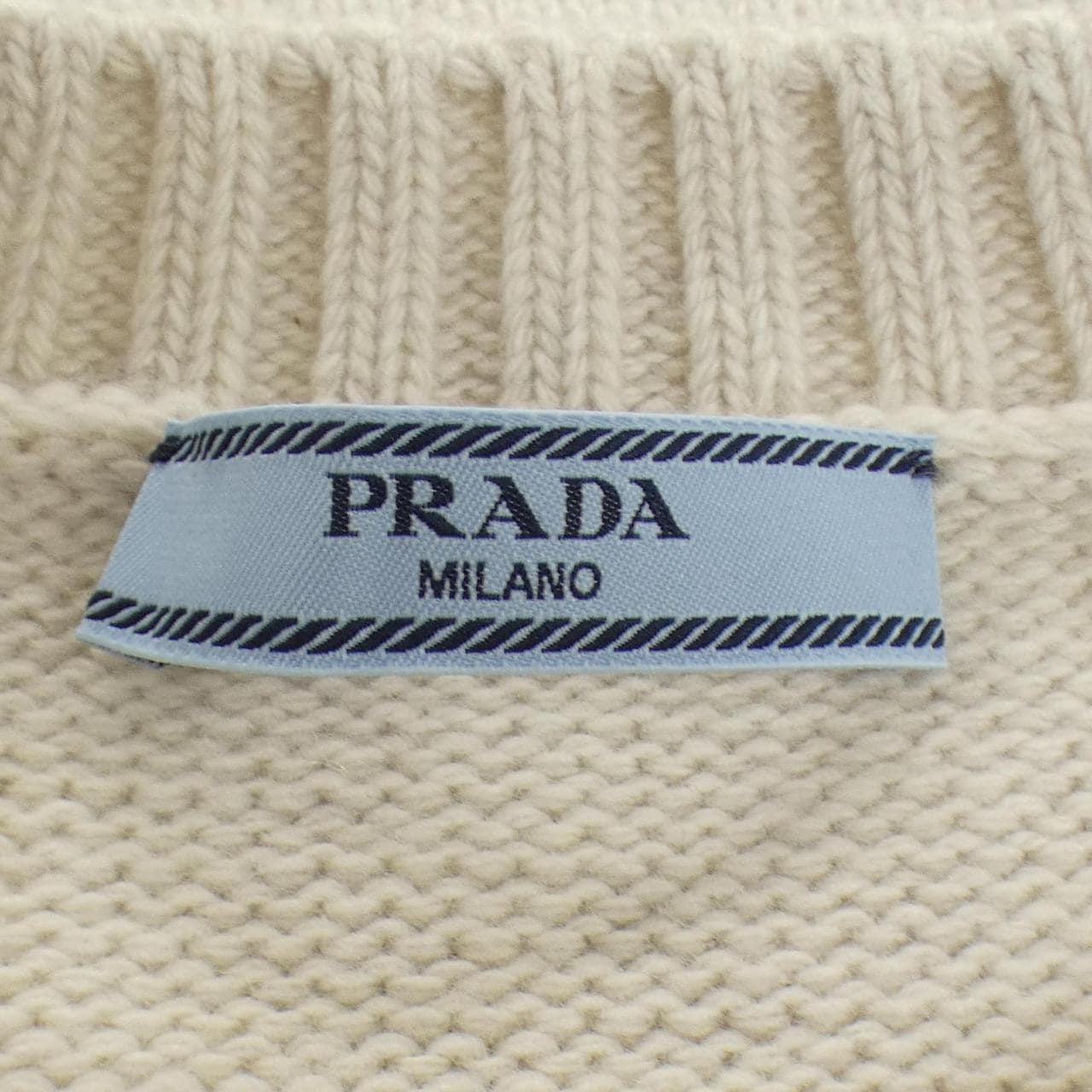 プラダ PRADA P24A3G S232 1ZHN ニット