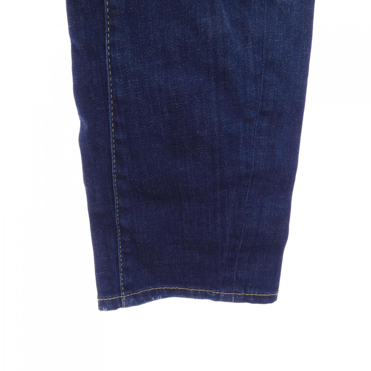 ディースクエアード DSQUARED2 S74LA0981 S30342 ジーンズ