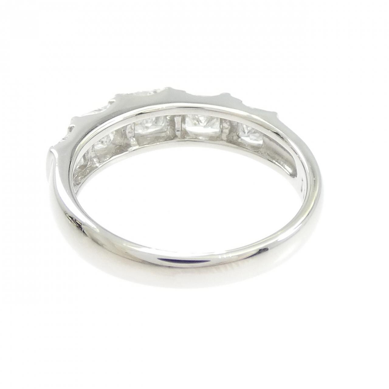 PT900 ダイヤモンド リング 1.00CT