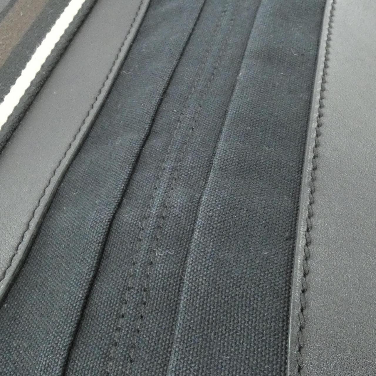 【ヴィンテージ】エルメス トロカ ホリゾンタル MM 049233CK バッグ