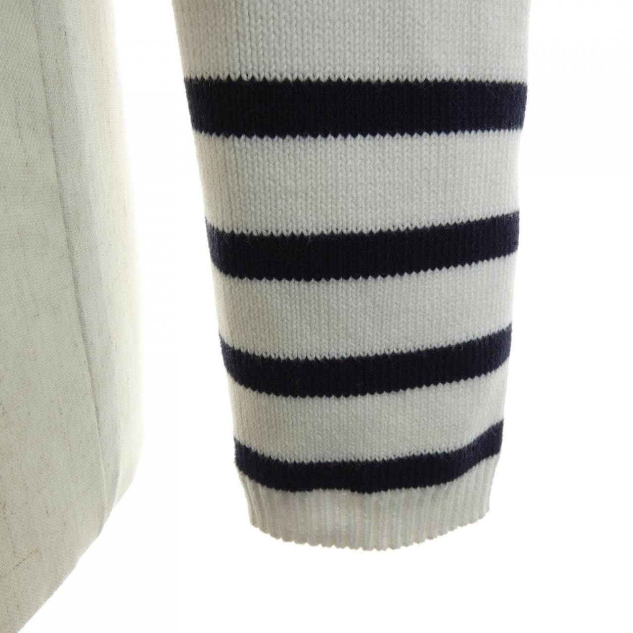 モンクレール MONCLER 10939B00016 ダウンジャケット