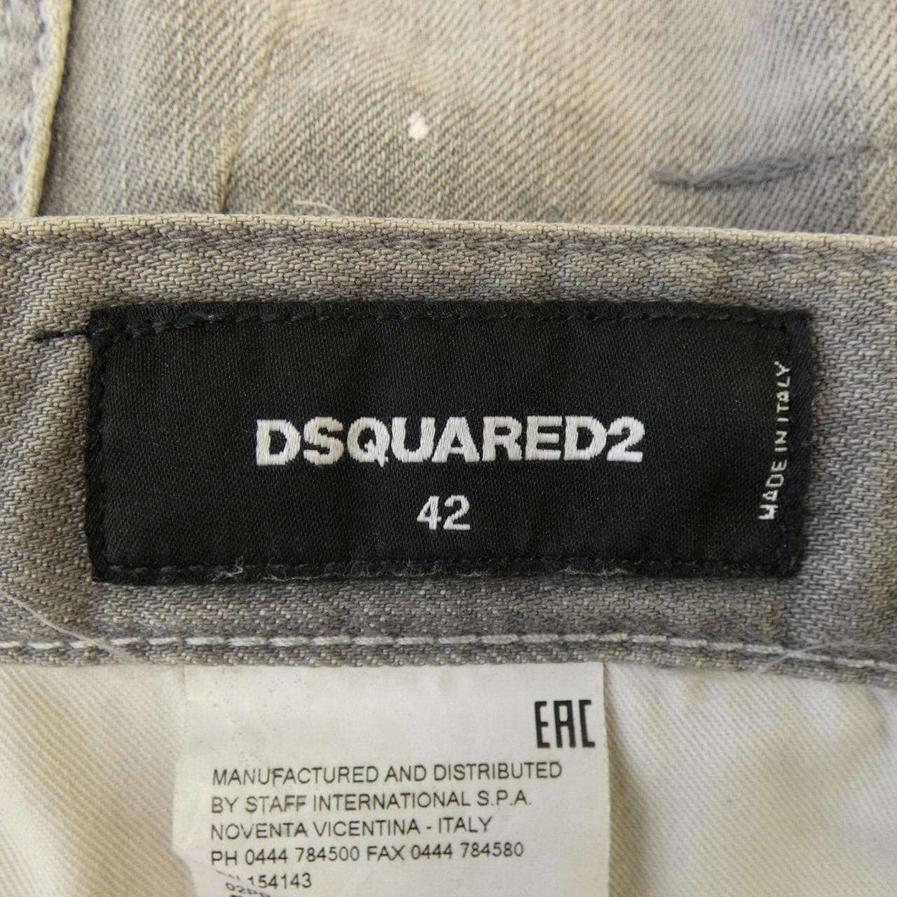 ディースクエアード DSQUARED2 S74LB0394 ジーンズ