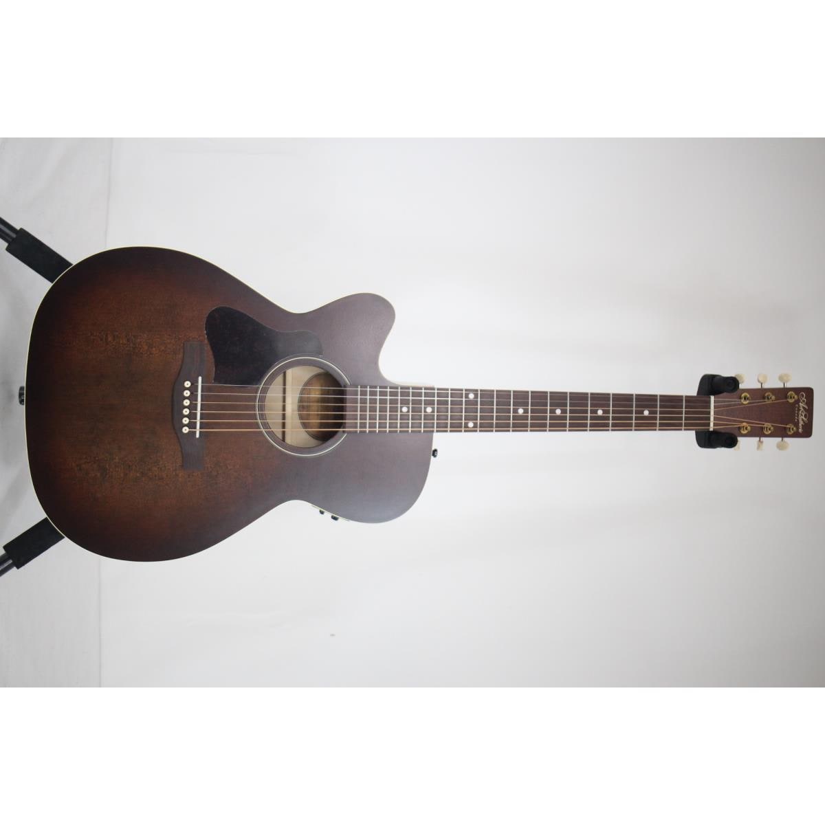 ART & LUTHERIE Legacy CW LEFT Presys II