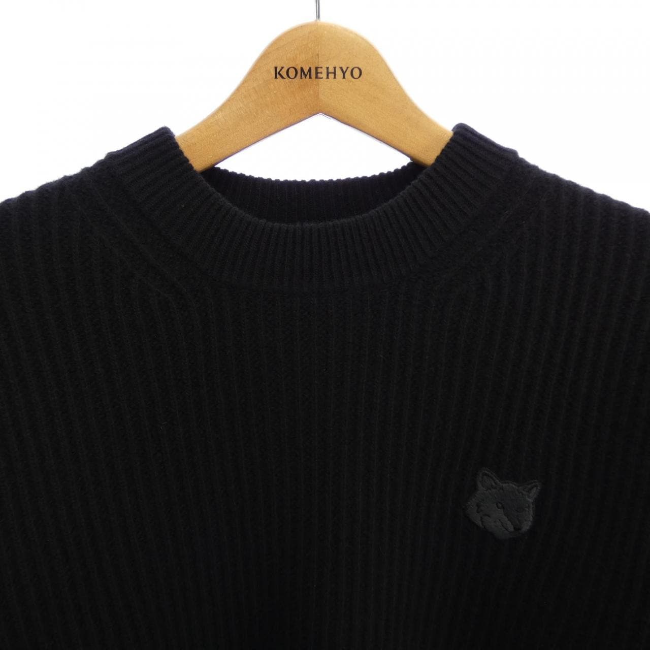 メゾンキツネ MAISON KITSUNE PM00811KT1149 P199 ニット