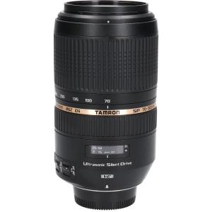 ニコン７０－３００ｍｍ　Ｆ４－５．６ＤＩ　Ｖ