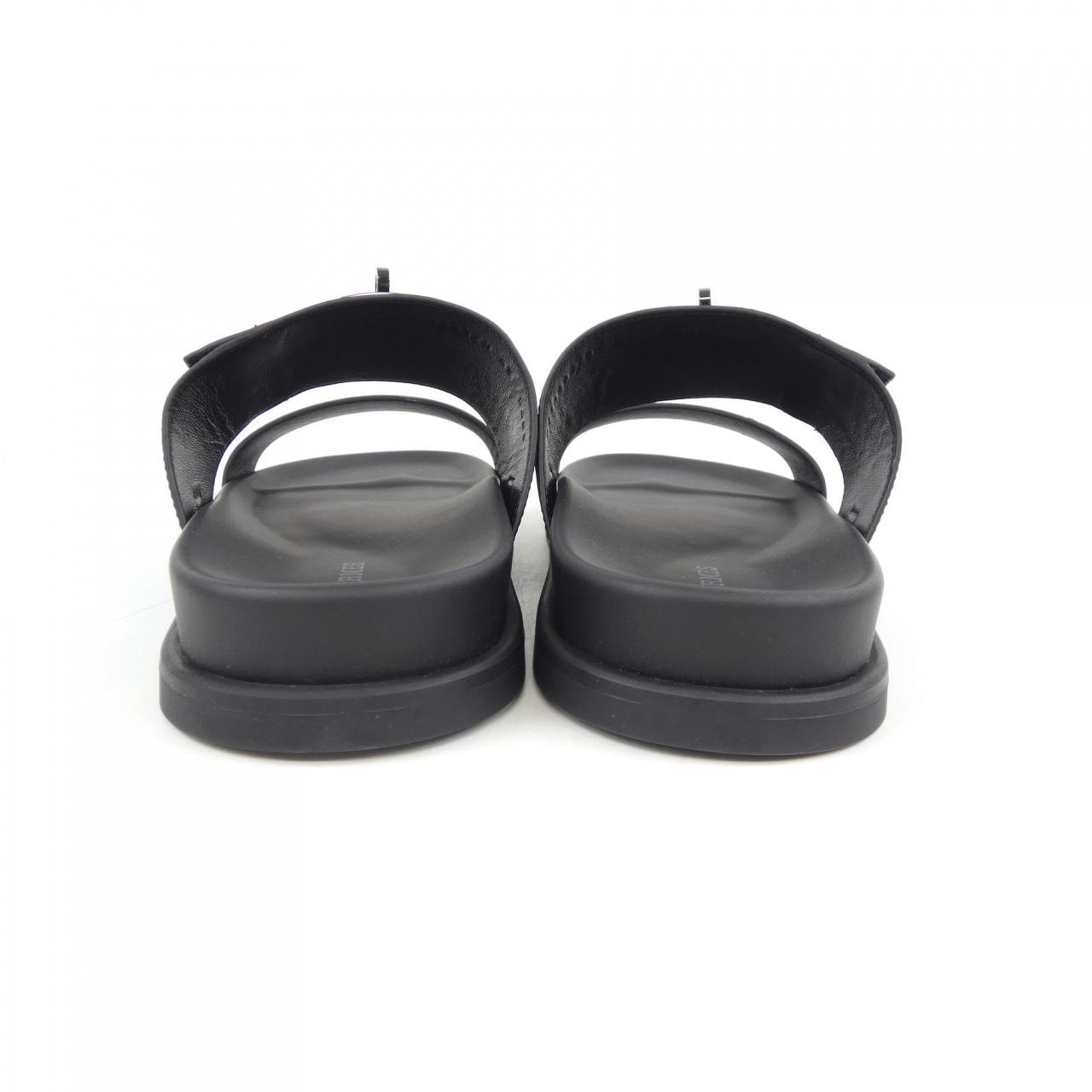 エルメス HERMES ジャクソン ケリーバックル 242951Z サンダル