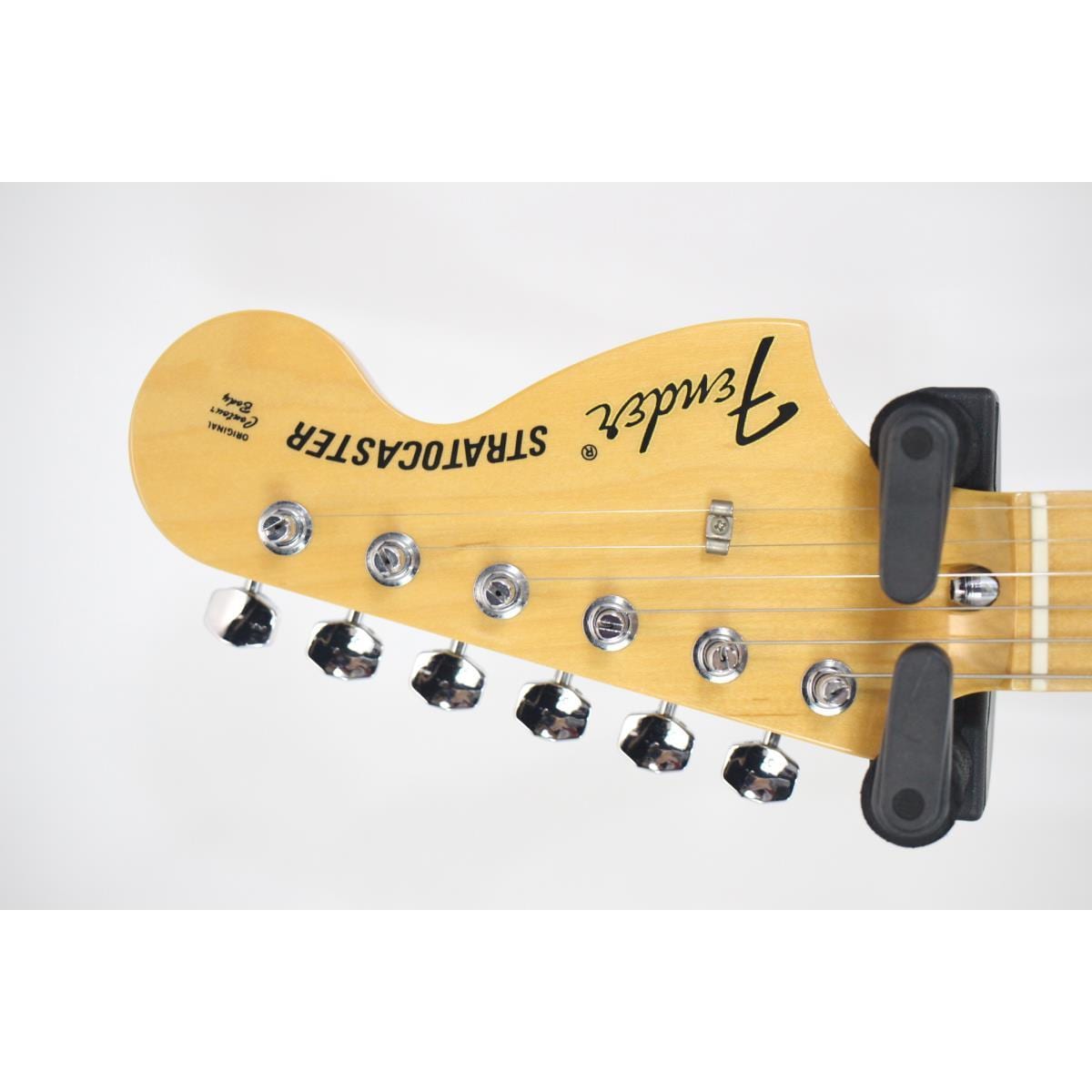 ギター Fender Japan ST71ASH Fender Japan Stratocaster ST71/ASH - Walnut - YouTube