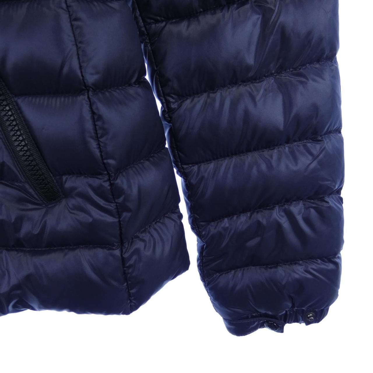 モンクレール MONCLER ダウンジャケット