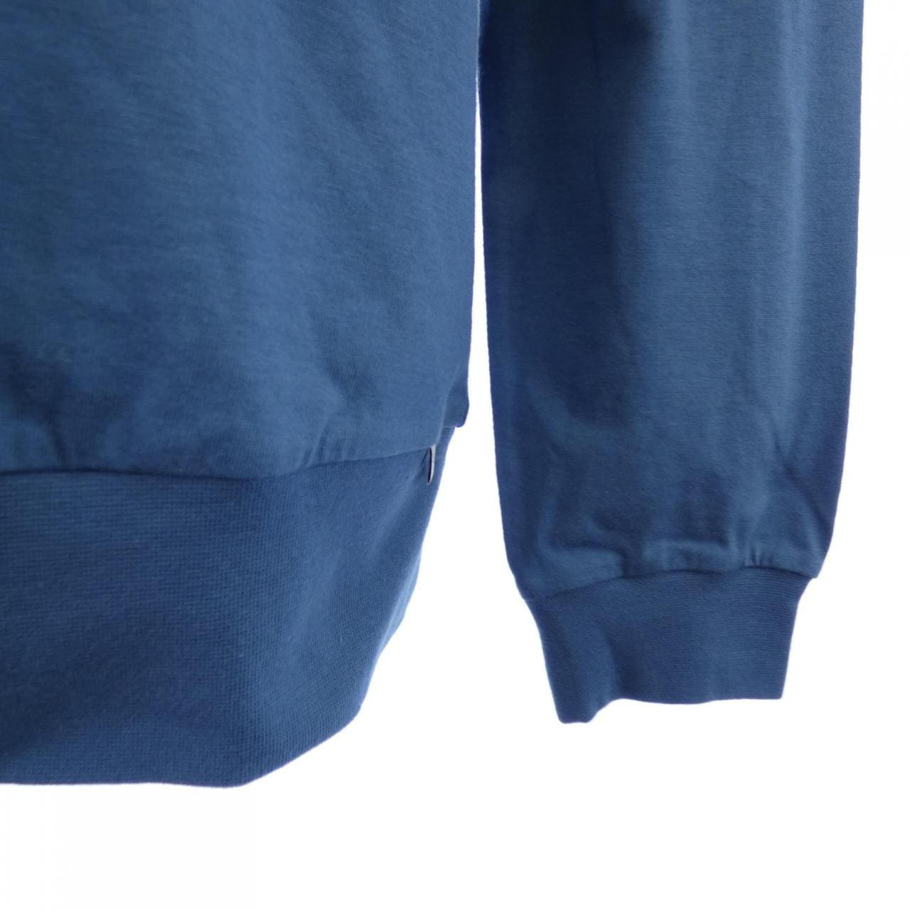 アンティーチポ ANTICIPO トップス