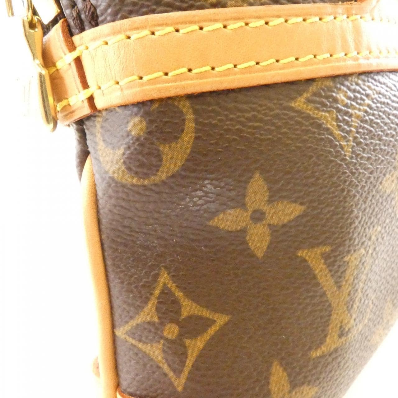 ルイヴィトン モノグラム ミニ クーサン M51143 ショルダーバッグ