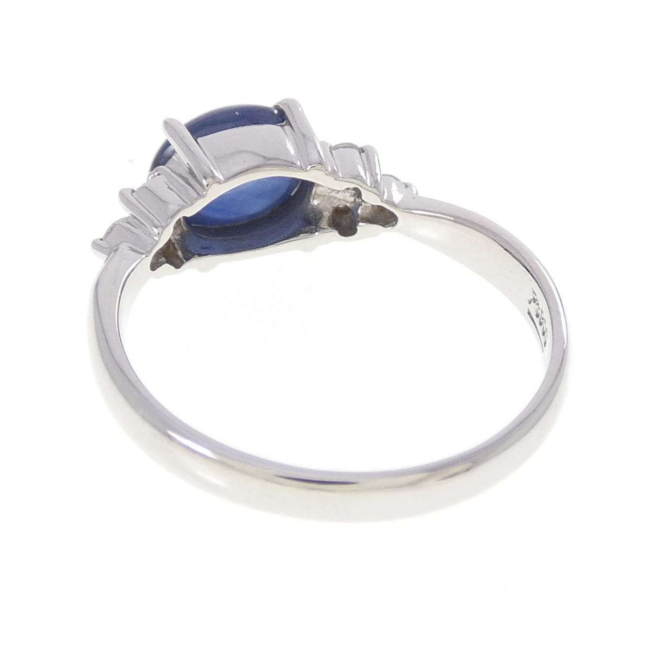 PT900 サファイヤ リング 1.95CT