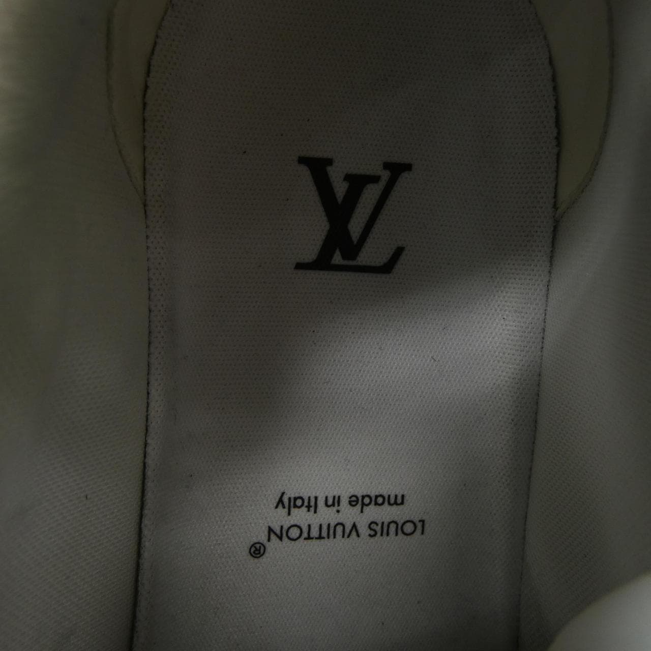 ルイヴィトン LOUIS VUITTON スニーカー