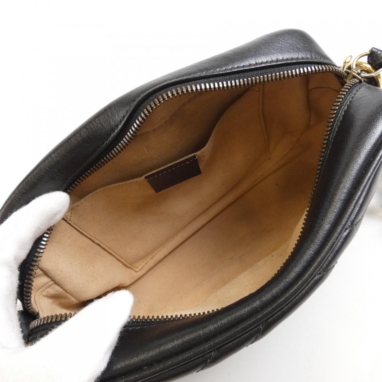 Gucci GG Marmont 447632 DTD1T肩背包