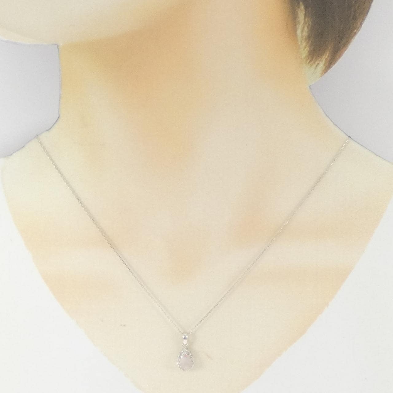 K18WG オパール ネックレス 0.41CT