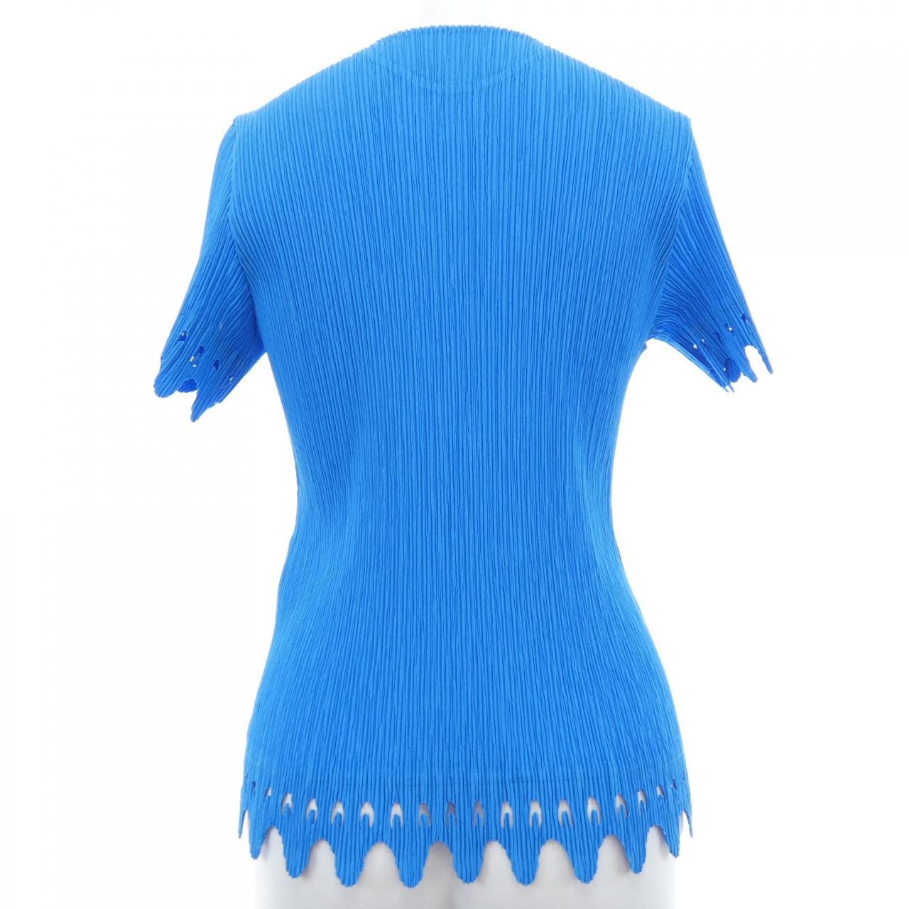 イッセイミヤケ ISSEY MIYAKE IM04FJ610 トップス