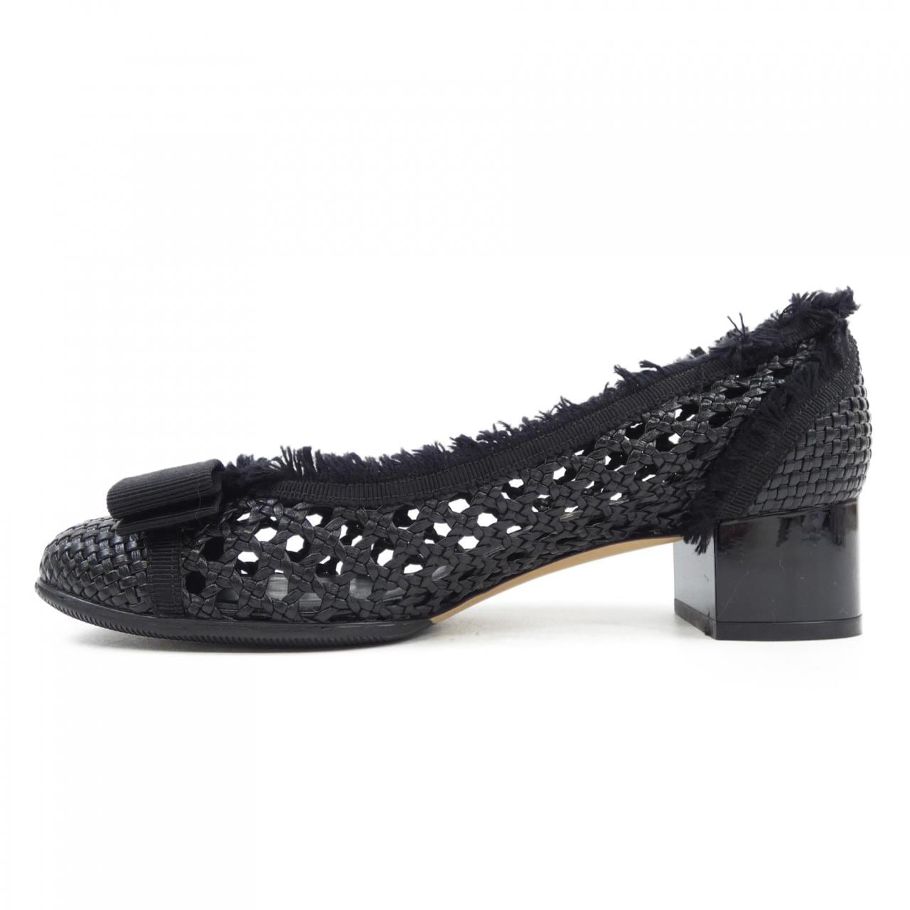 サルヴァトーレフェラガモ SALVATORE FERRAGAMO パンプス