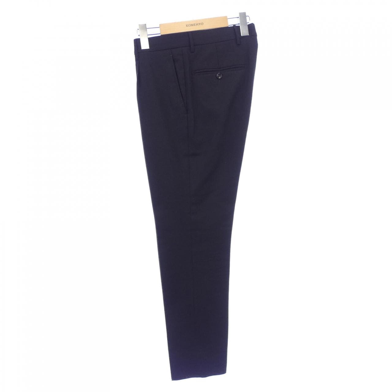 タリアトーレ TAGLIATORE スーツ