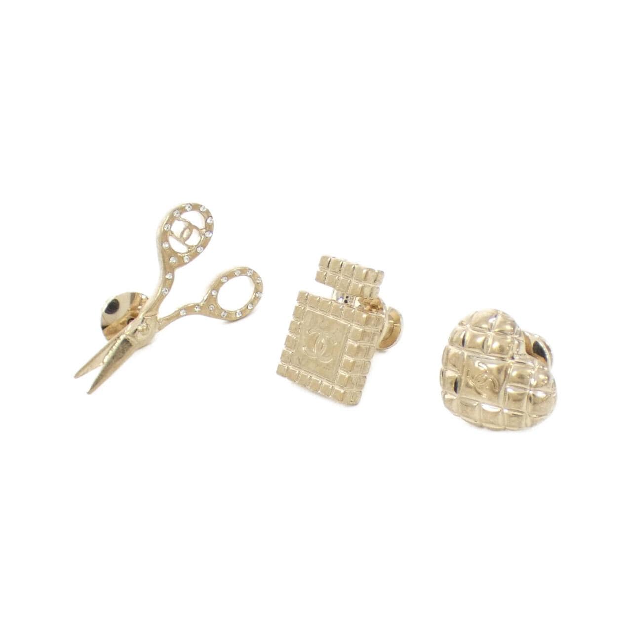 CHANEL AB5939 pin brooch