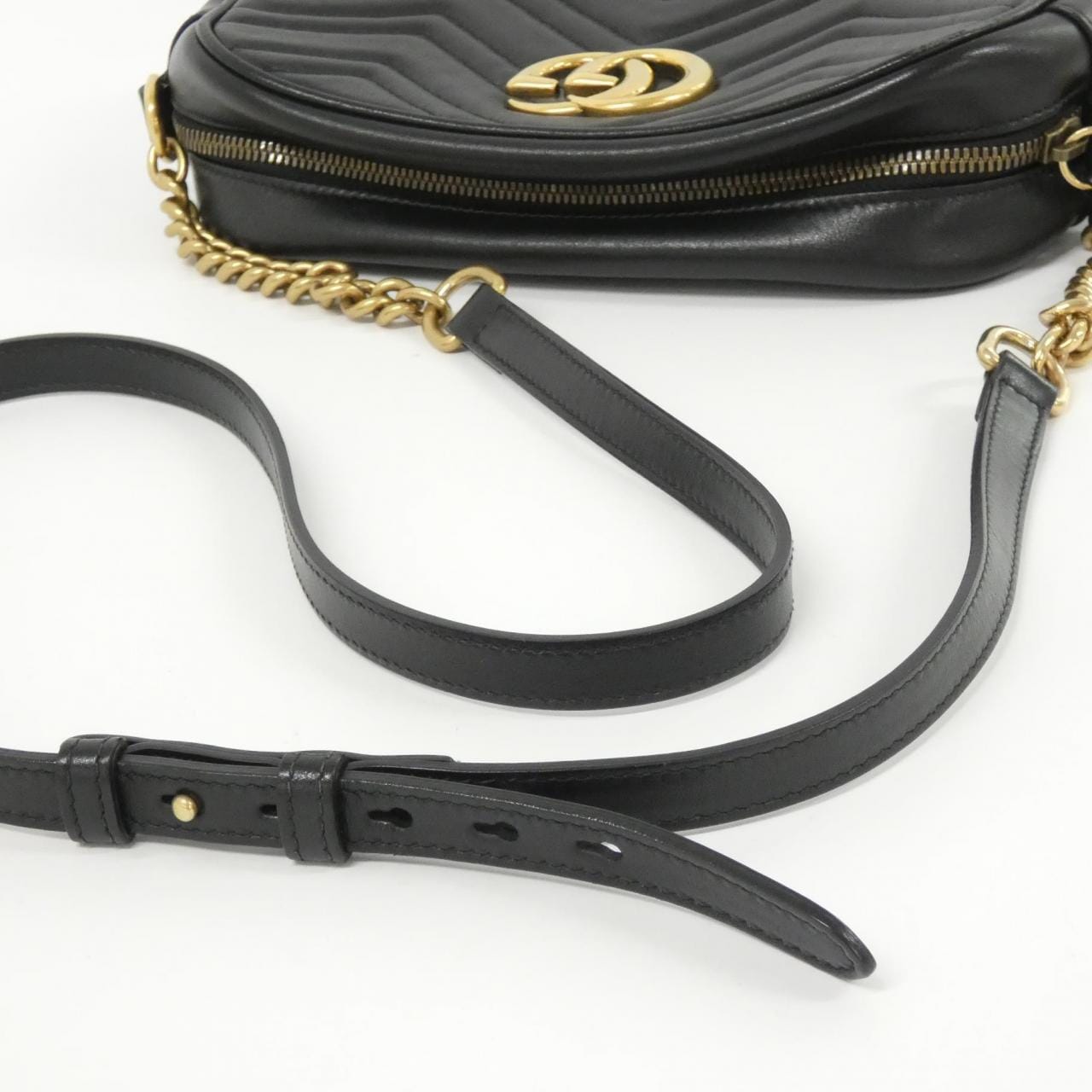 グッチ GG MARMONT 447632 DTD1T ショルダーバッグ