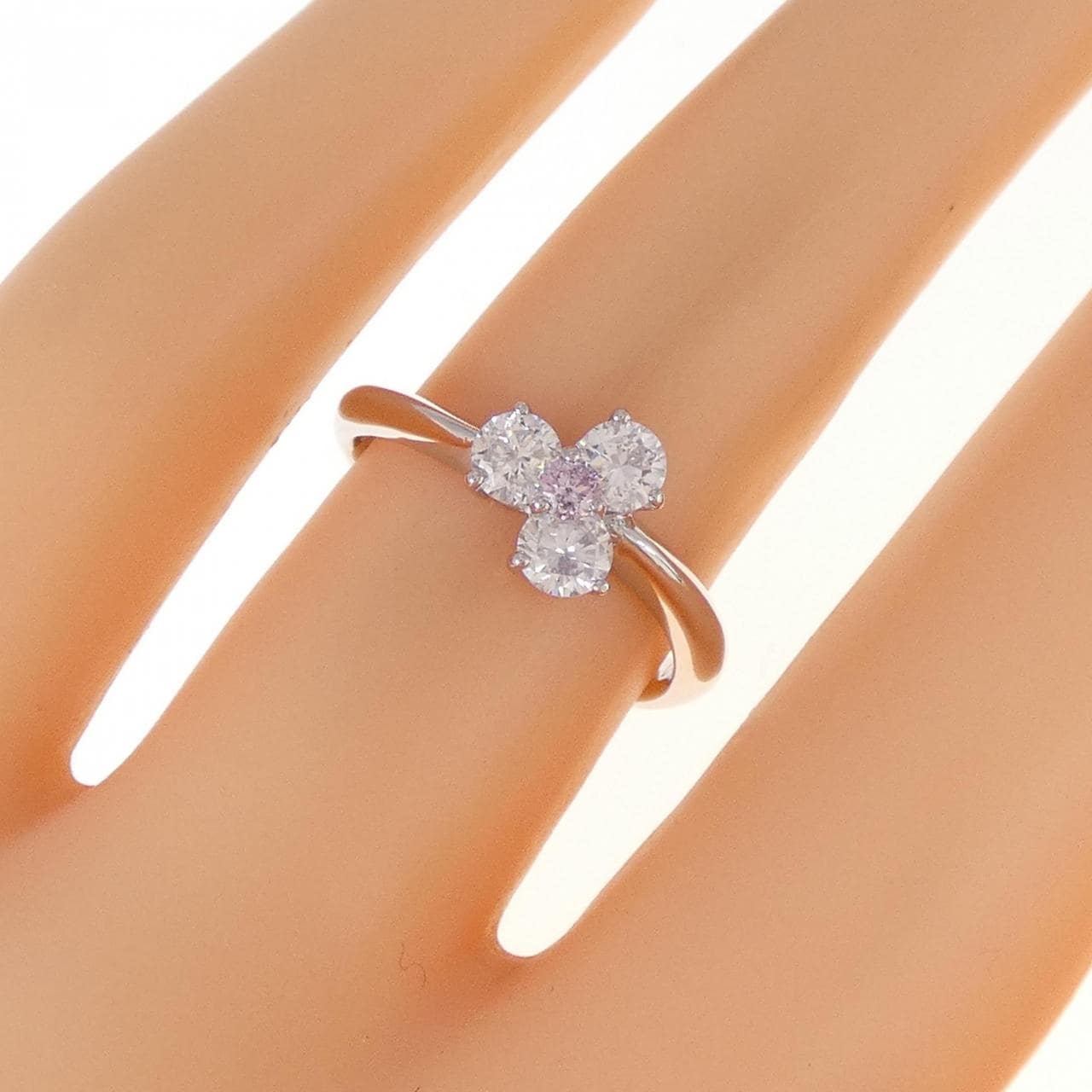 PT粉色钻石戒指 0.05CT