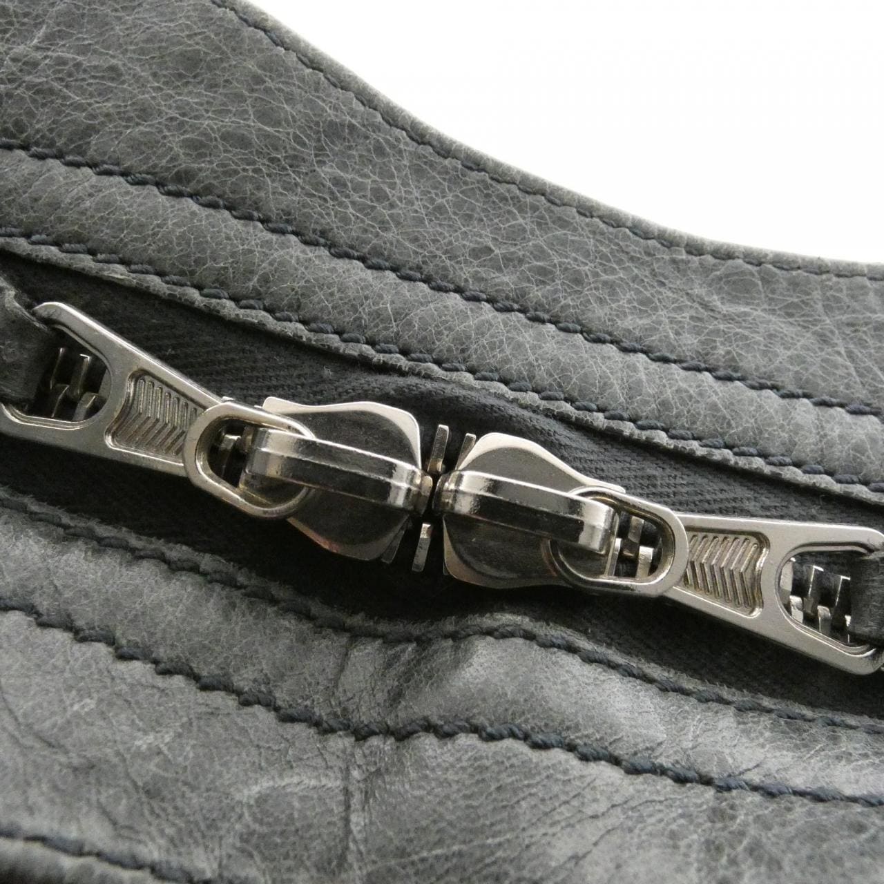 バレンシアガ ジャイアント シティ 173084 D94JN バッグ