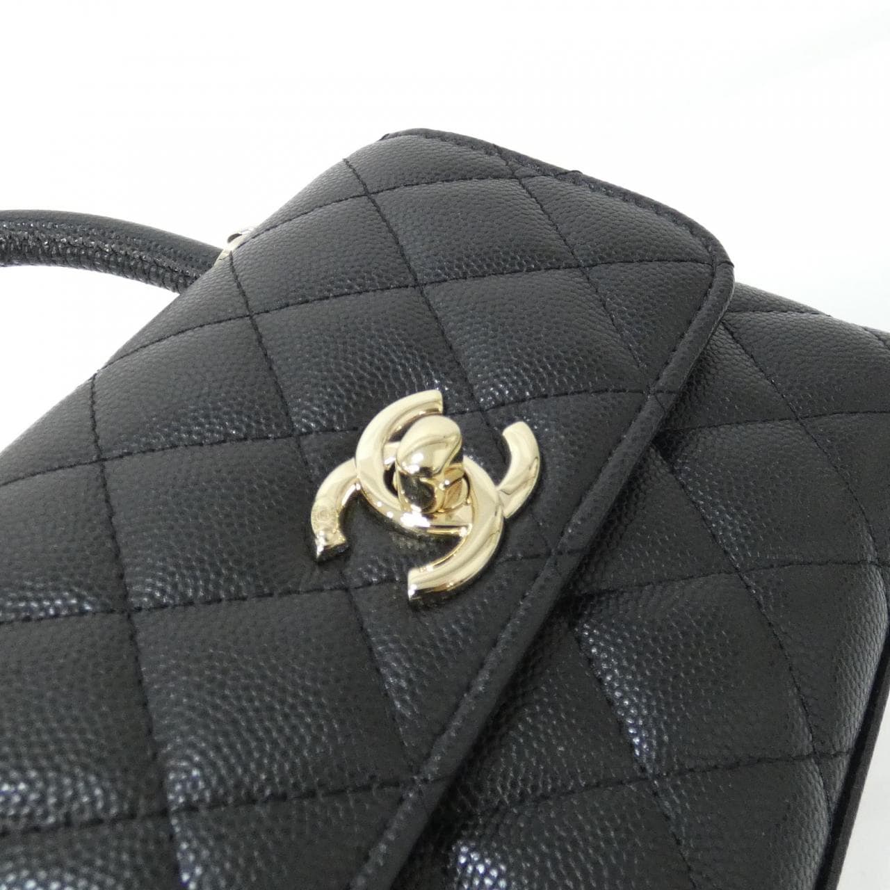 シャネル AP4244 チェーンクラッチ