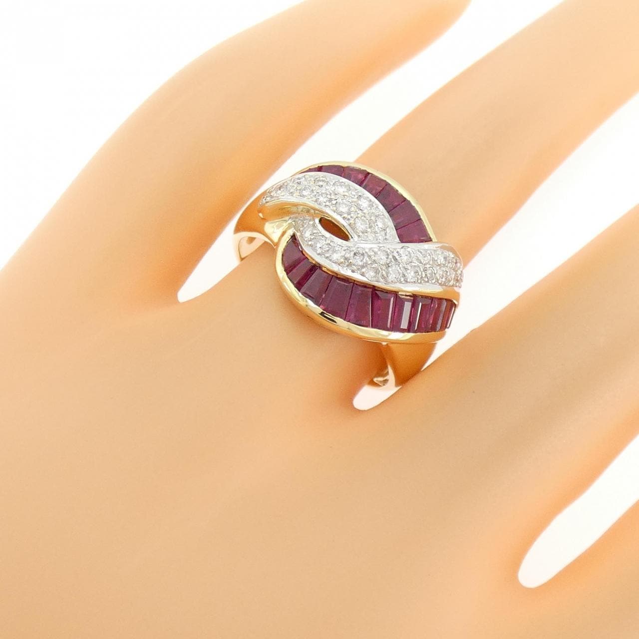 K18YG/K18WG Ruby Ring 1.93CT