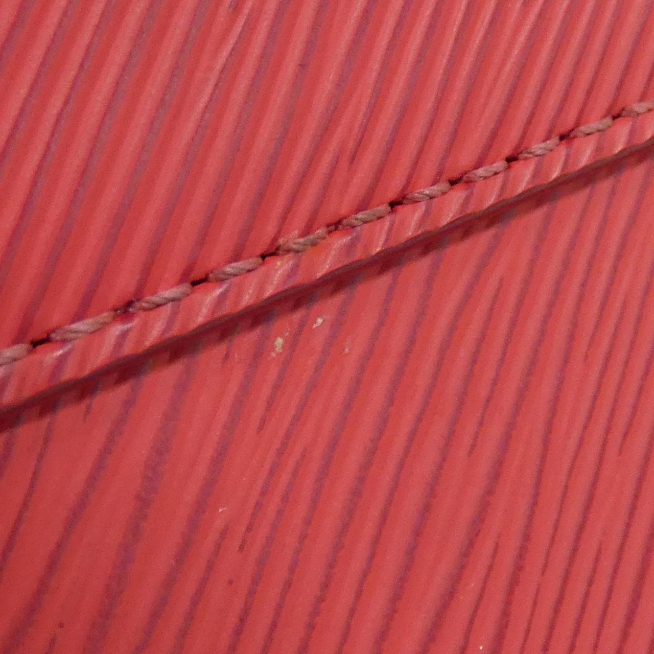 ルイヴィトン エピ ツイスト MM M50280 ショルダーバッグ