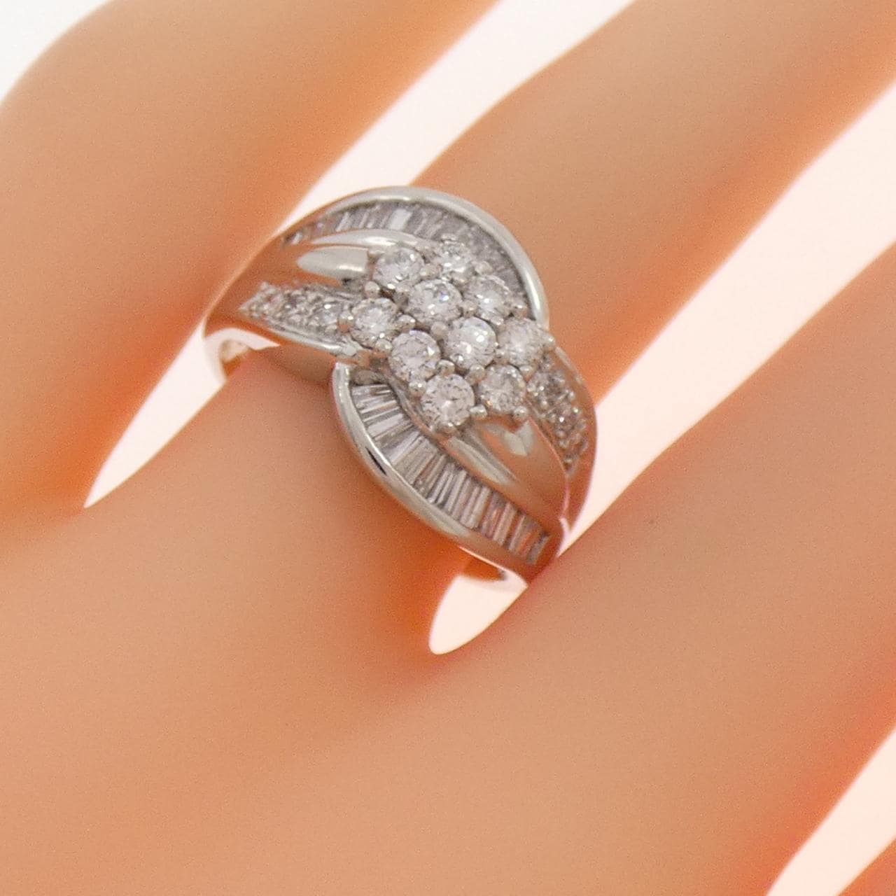 PT900鑽石戒指0.56CT