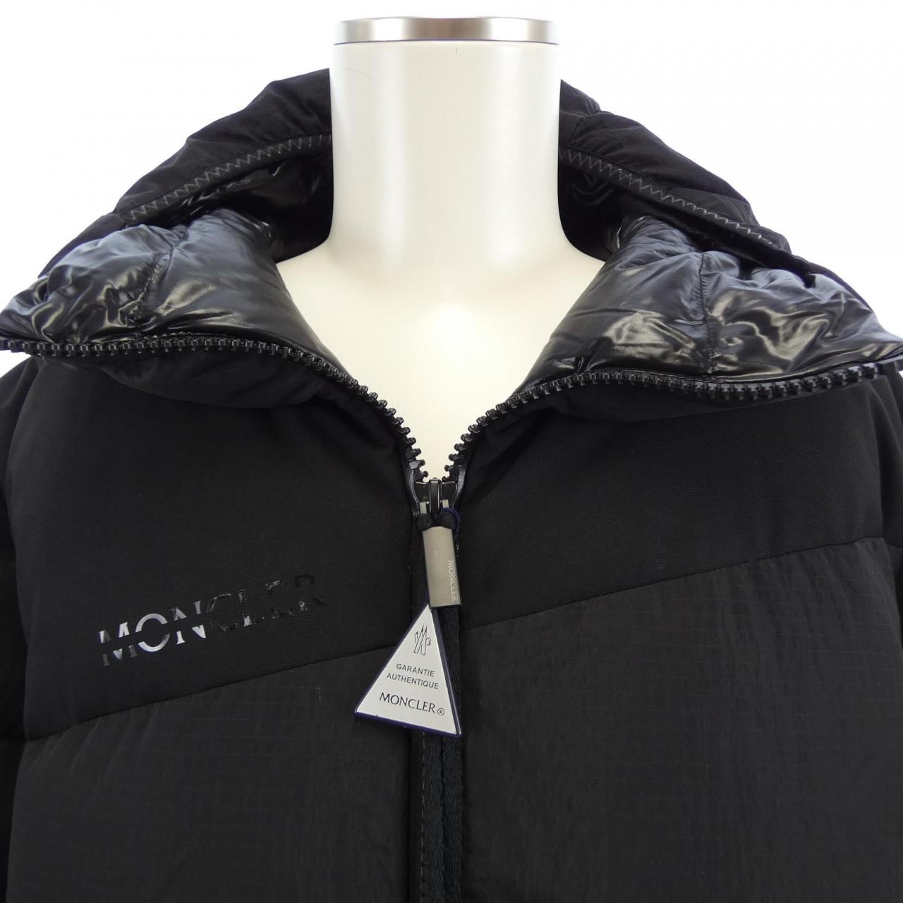 モンクレール MONCLER TACANA ダウンジャケット
