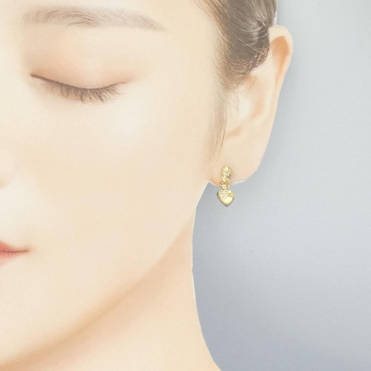 750YG/K18YG ハート ピアス