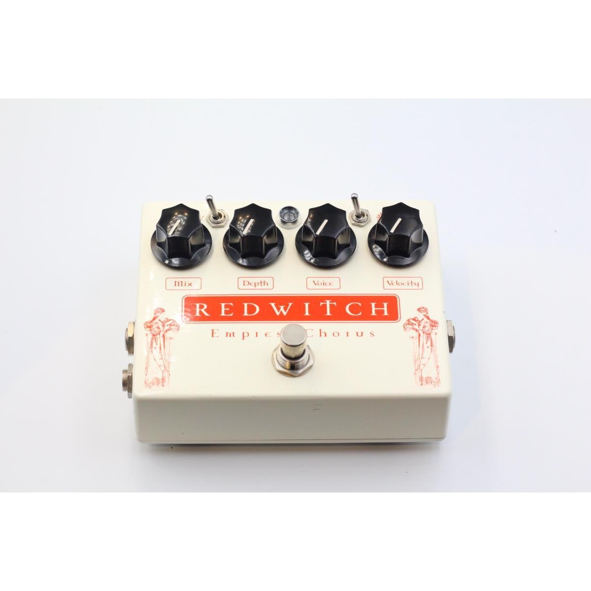 Ｒｅｄ　Ｗｉｔｃｈ　Ｐｅｄａｌｓ　ＥＭＰＲＥＳＳ　ＣＨＯＲＵＳ