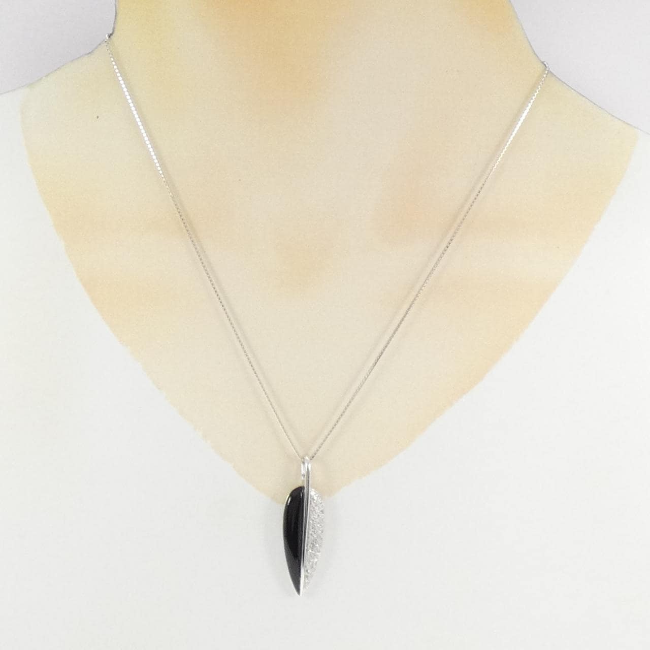 K18WG オニキス ネックレス