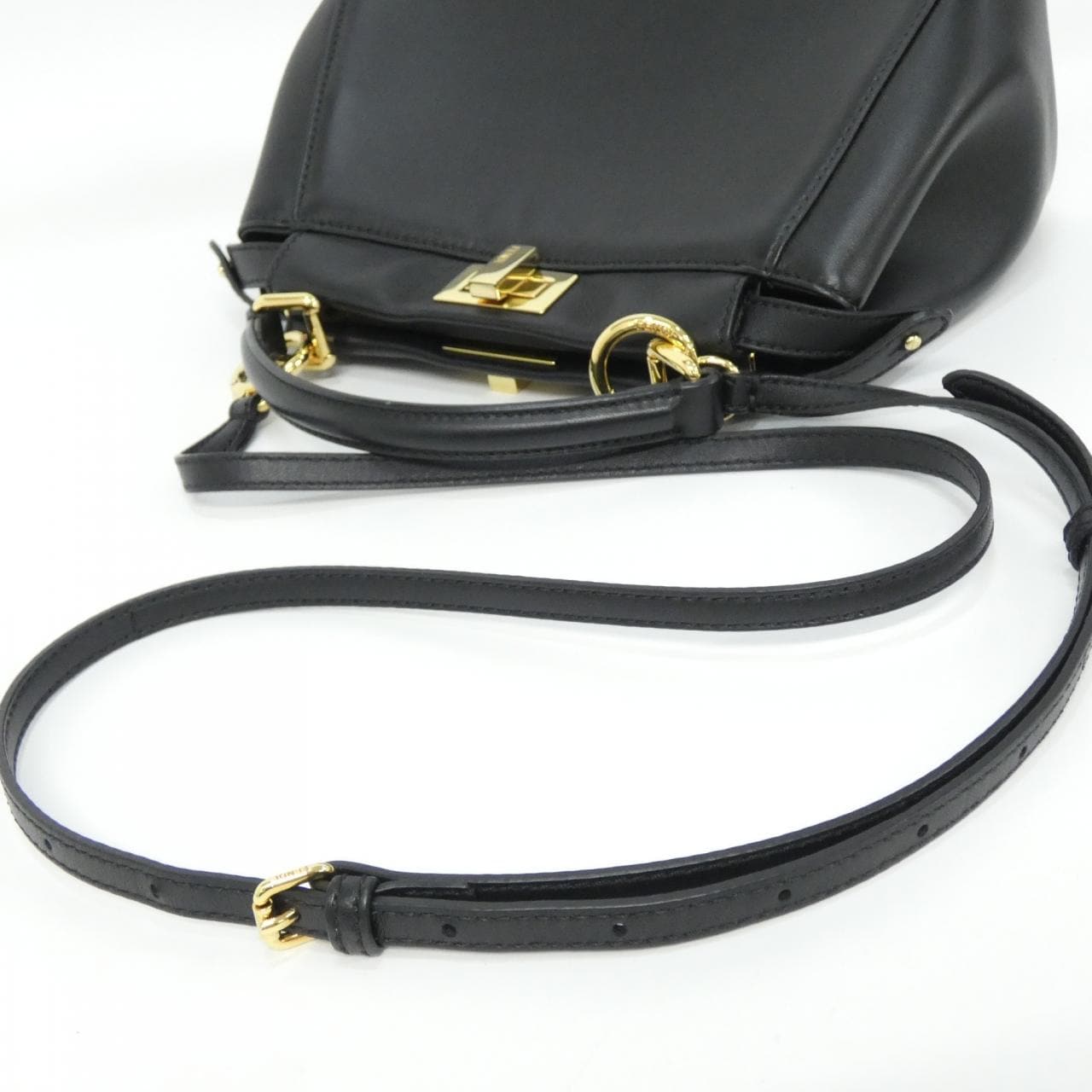 フェンディ ピーカブー ミニ 8BN244 K4P バッグ