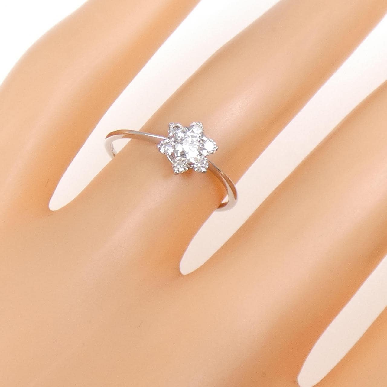 PT950 ダイヤモンド リング 0.30CT