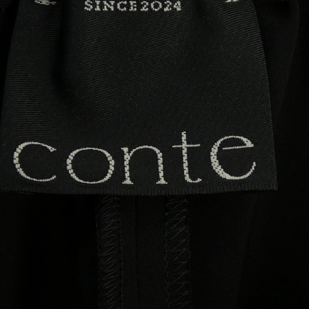conte パンツ
