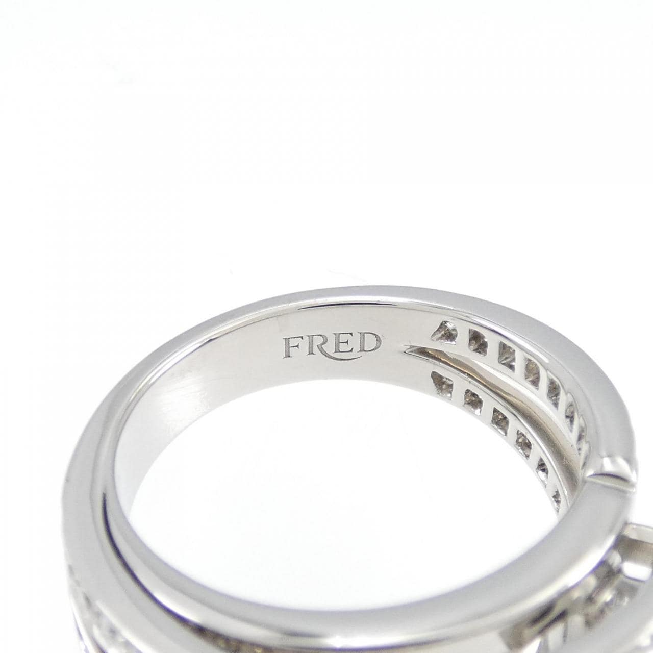 FRED Lovelite 訂婚戒指