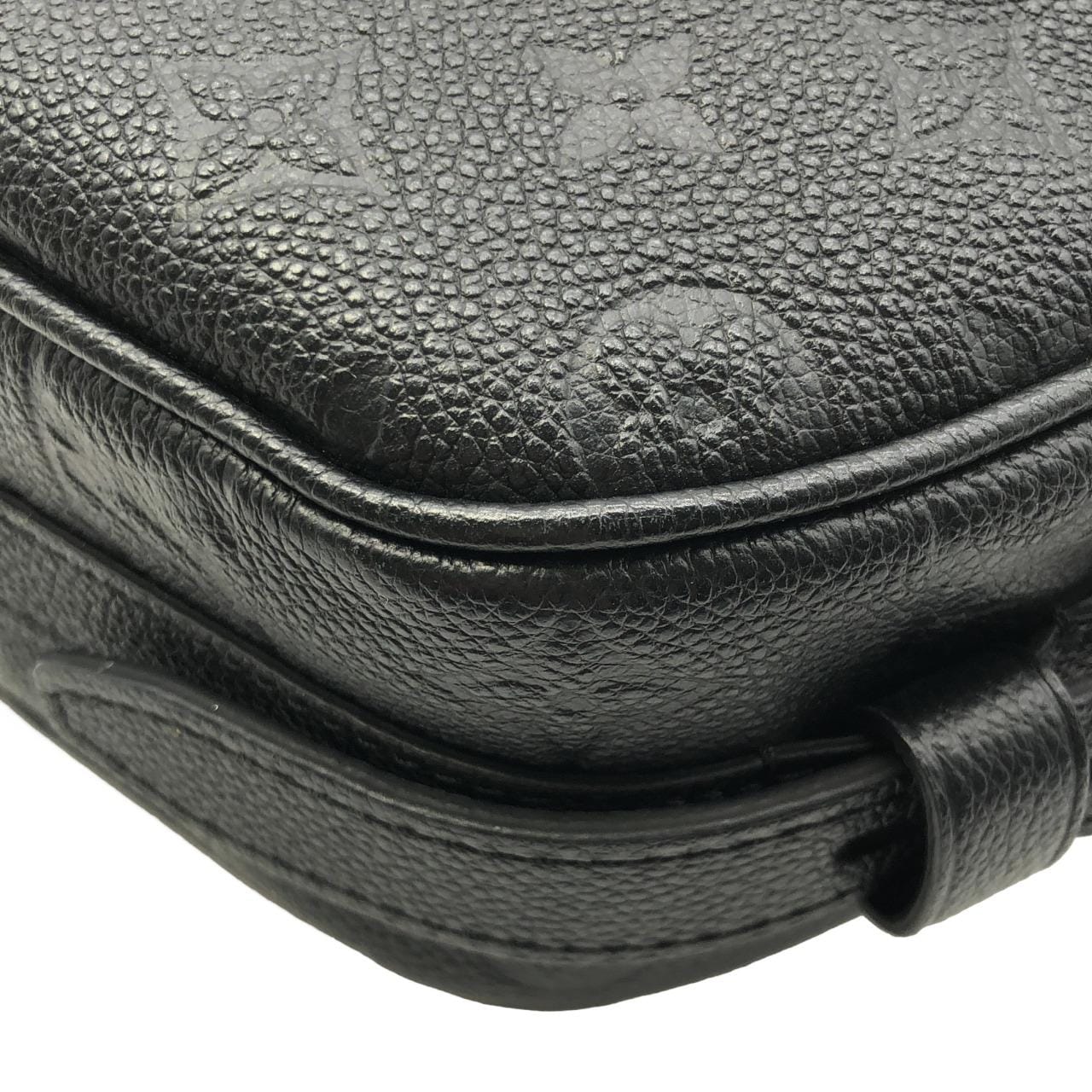 ルイヴィトン モノグラム アンプラント ボワット シャポー スープル MM M45649 ショルダーバッグ