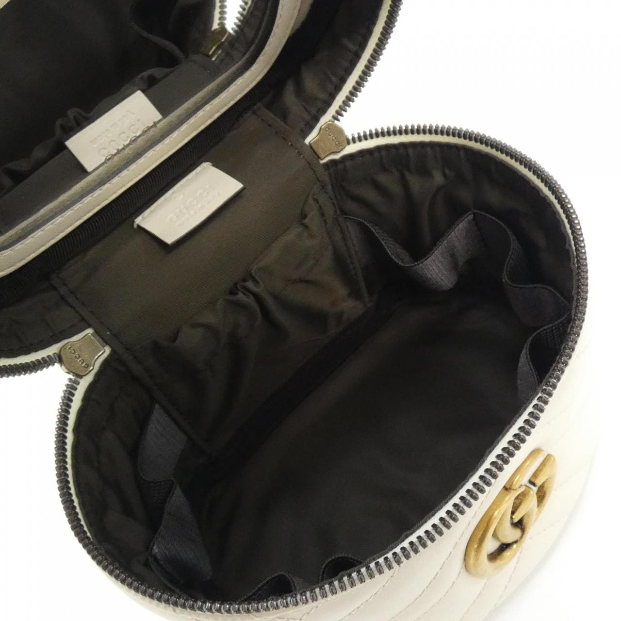 グッチ GG MARMONT 624615 DTDHT バッグ