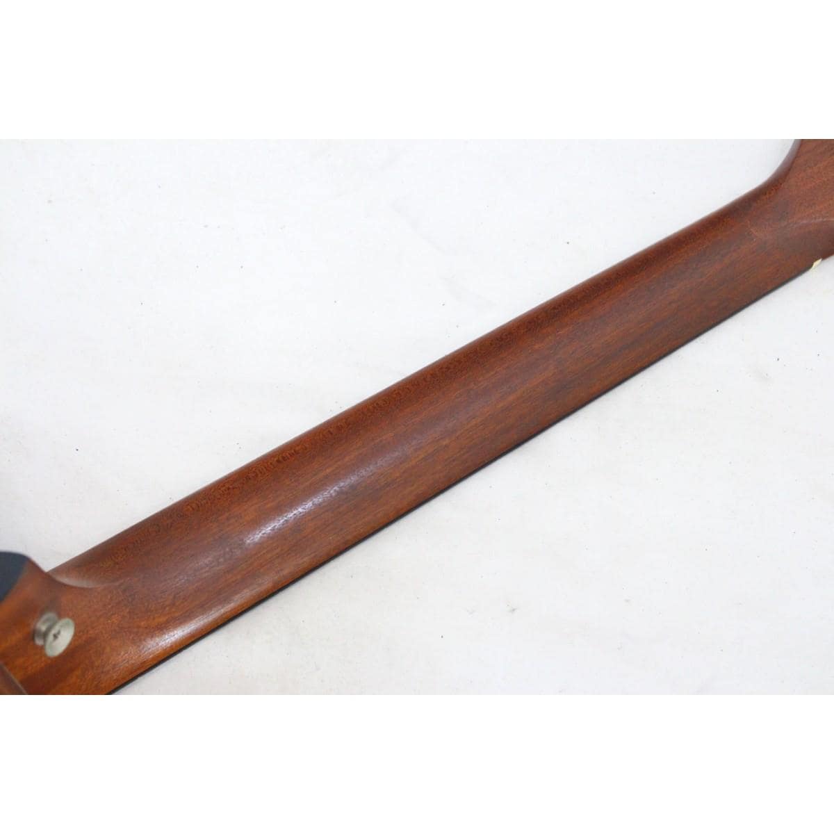 ＴＡＹＬＯＲ　　１１４ＣＥ／ＬＨ