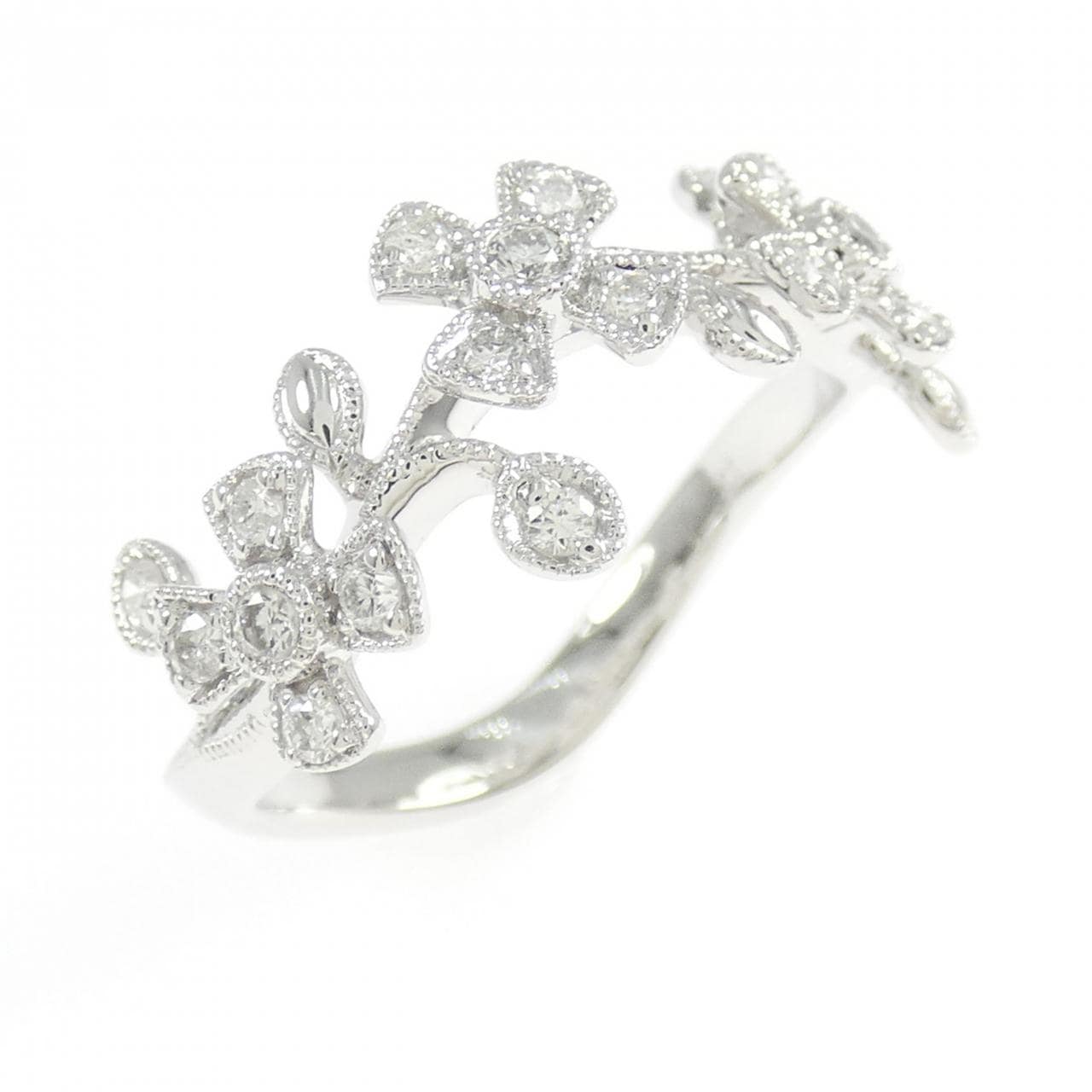K18WG フラワー ダイヤモンド リング 0.25CT
