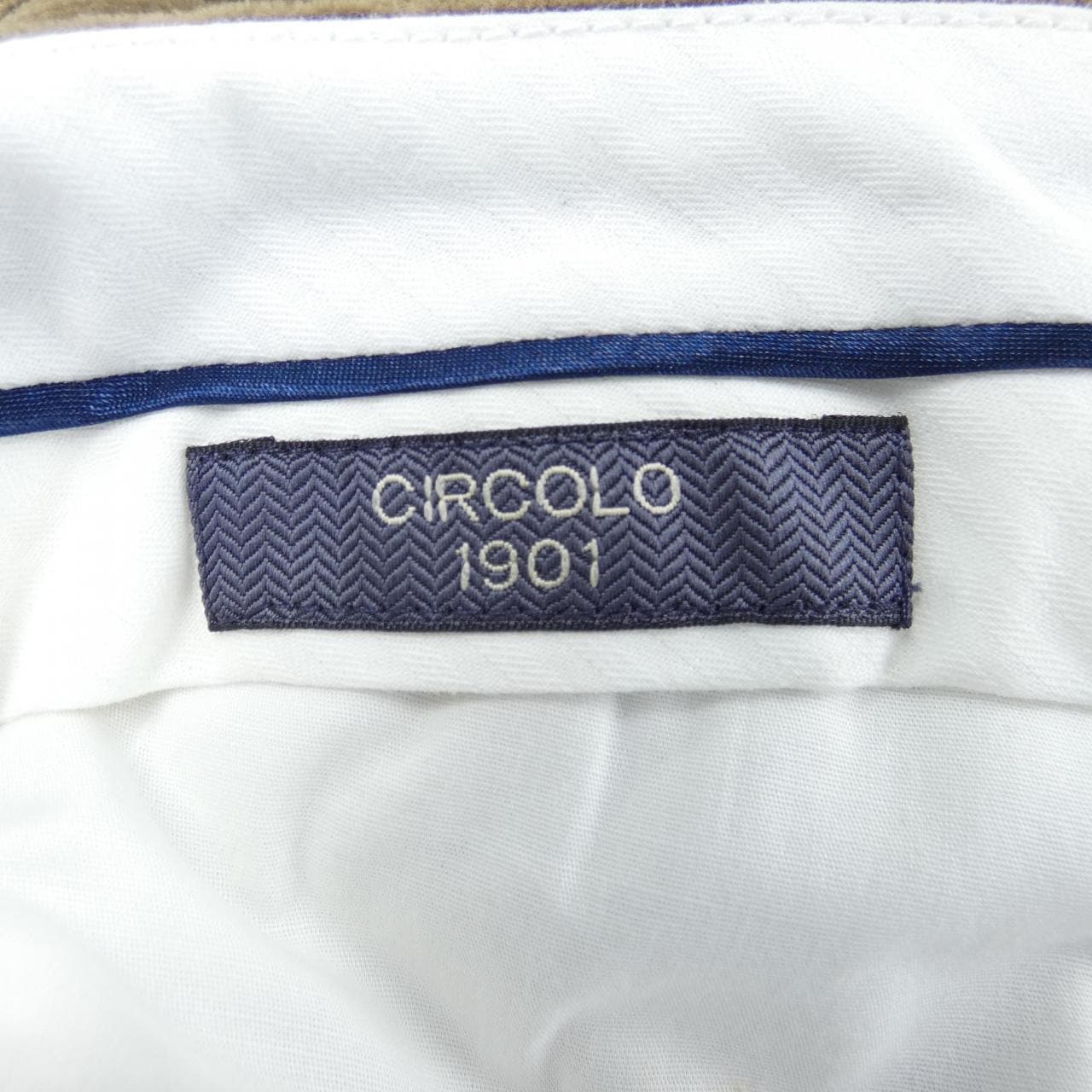 チルコロ 1901 CIRCOLO 1901 パンツ