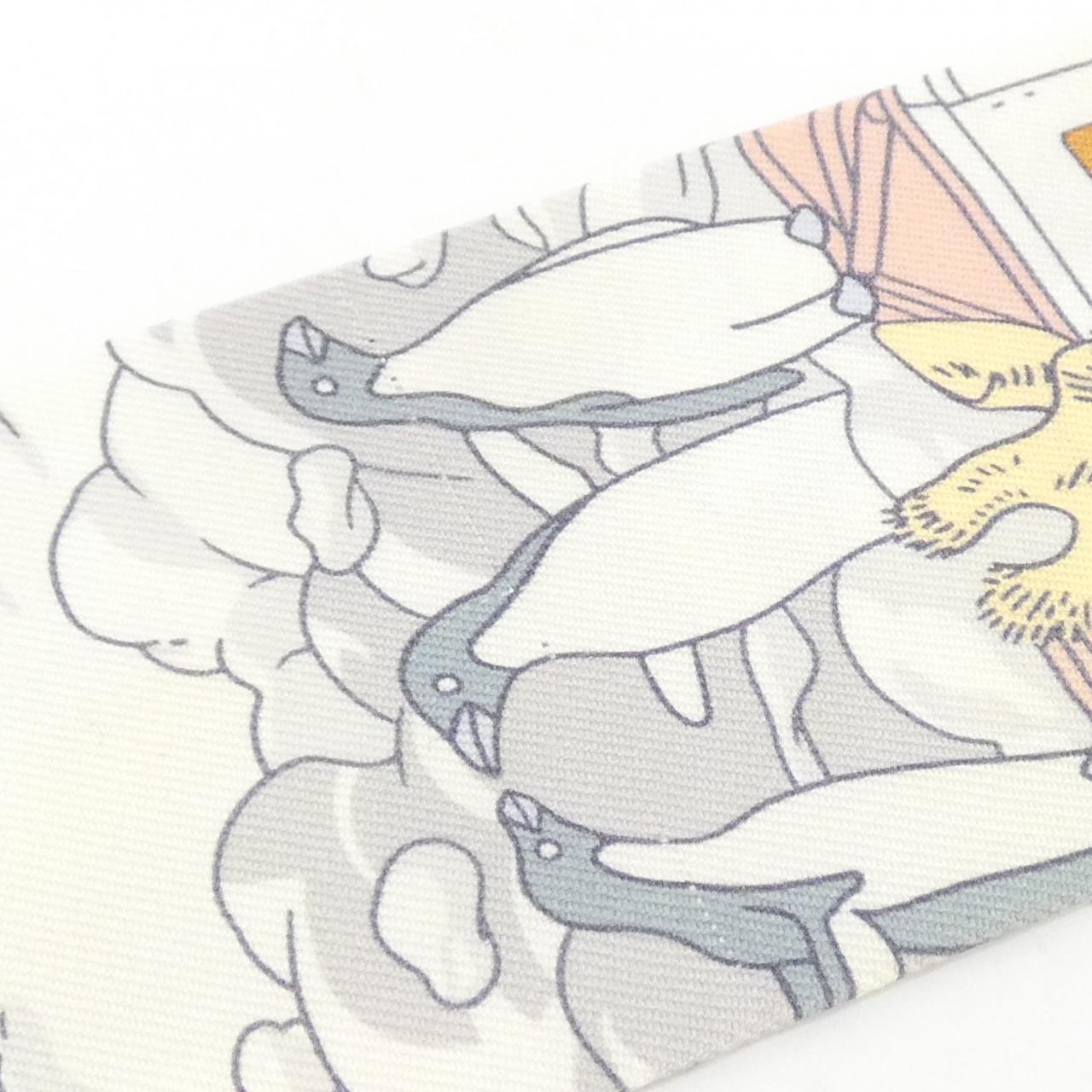 エルメス SUR MON NUAGE ツイリー 063900S スカーフ