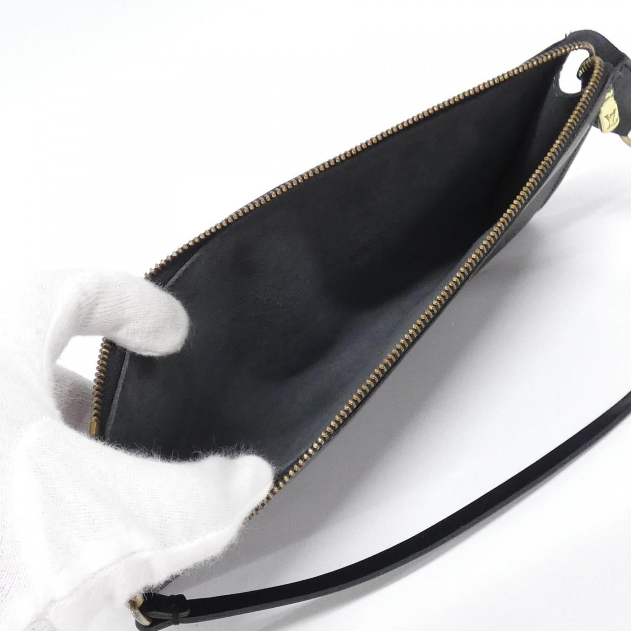 ルイヴィトン エピ ポシェット アクセソワール 24cm M52942 アクセサリーポーチ