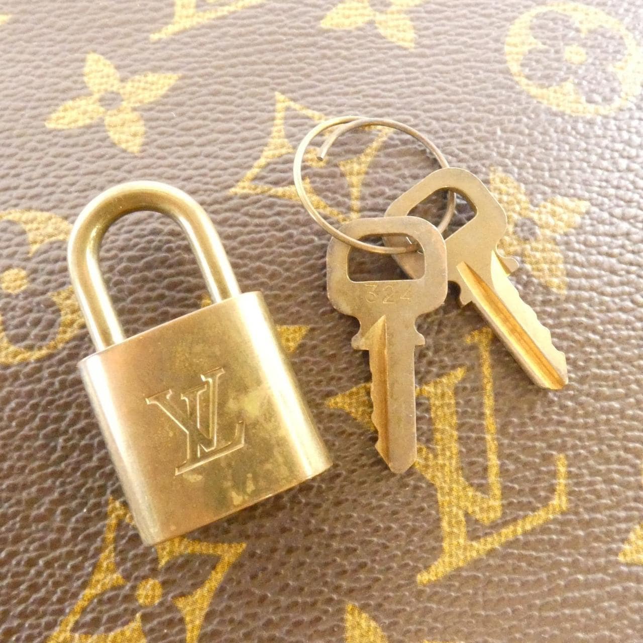 ルイヴィトン モノグラム アルマ PM M51130 バッグ