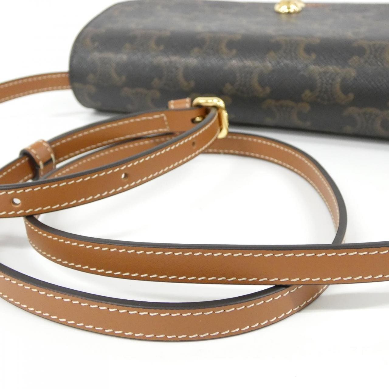 【新品】セリーヌ デュオ ウォレット オン ストラップ 10P672GVL ポシェットウォレット